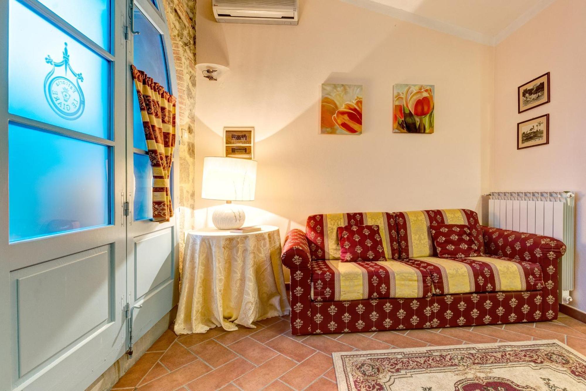 Fattoria Le Giare Agriturismo Кортона Экстерьер фото