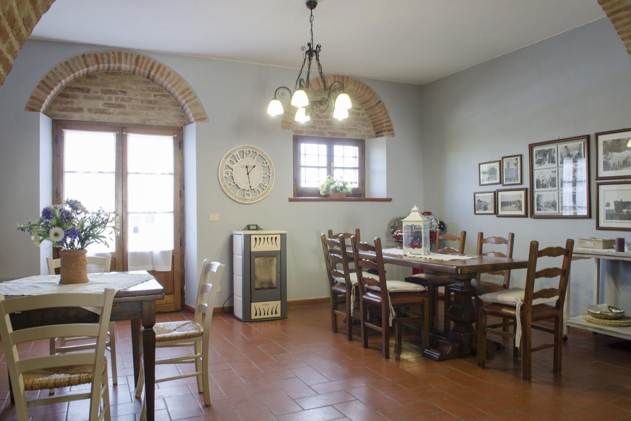 Fattoria Le Giare Agriturismo Кортона Экстерьер фото